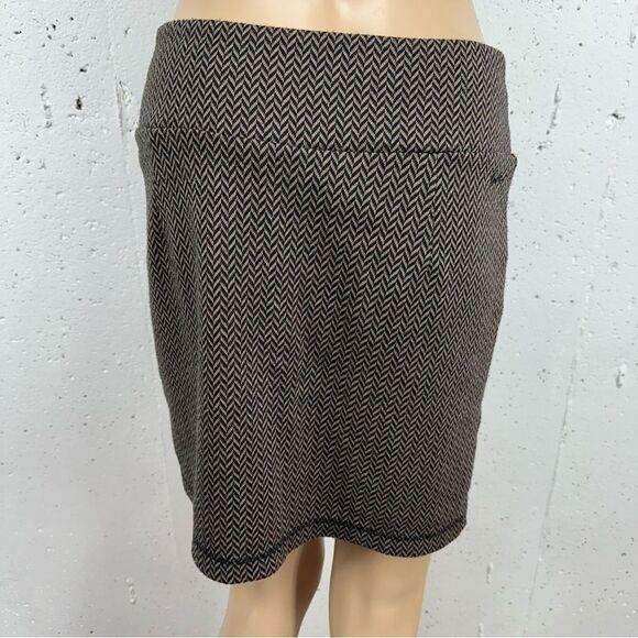 KAVU size Small Black & Brown Knit Herringbone Stretch Pencil Skirt - Picture 5 of 12